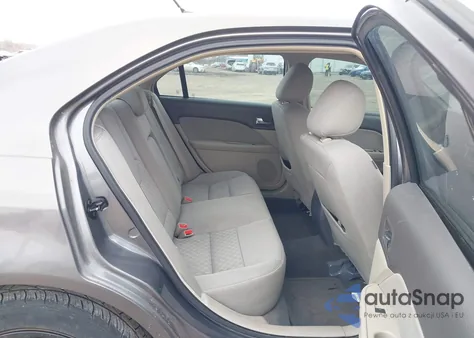 2011 Ford Fusion Se z USA, uszkodzony, nr VIN 3FAHP0HA5BR250046